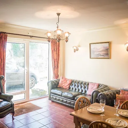 Holiday home No 9 Old Manor Ballynahinch Galway